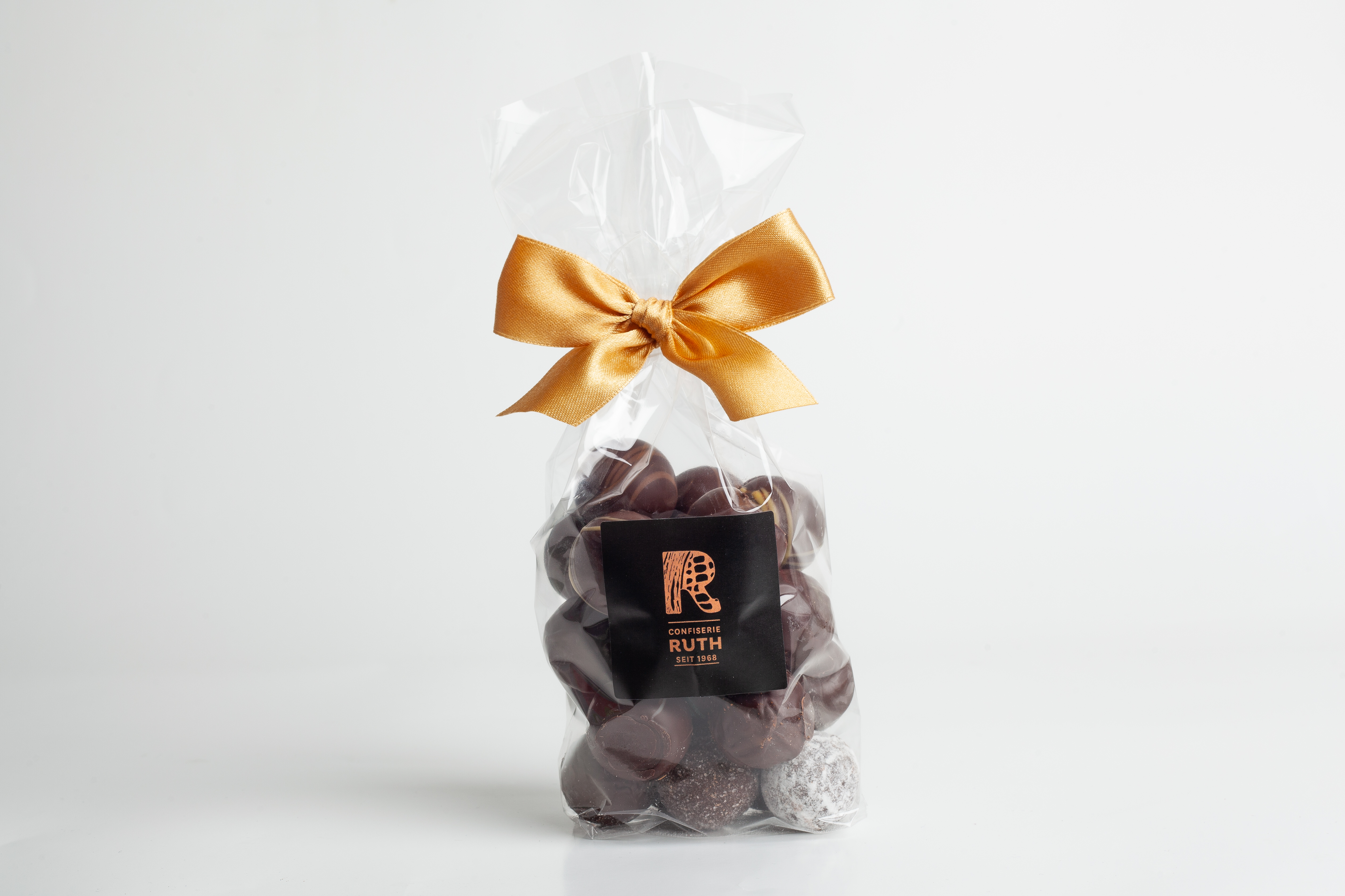 250g ZARTBITTER PRALINEN